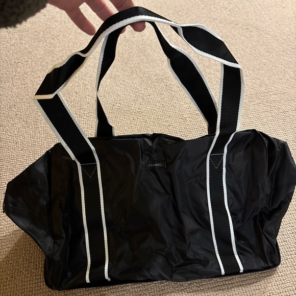 Paravel Travel Fold-up Bag, Black - NEW - Picture 6 of 6